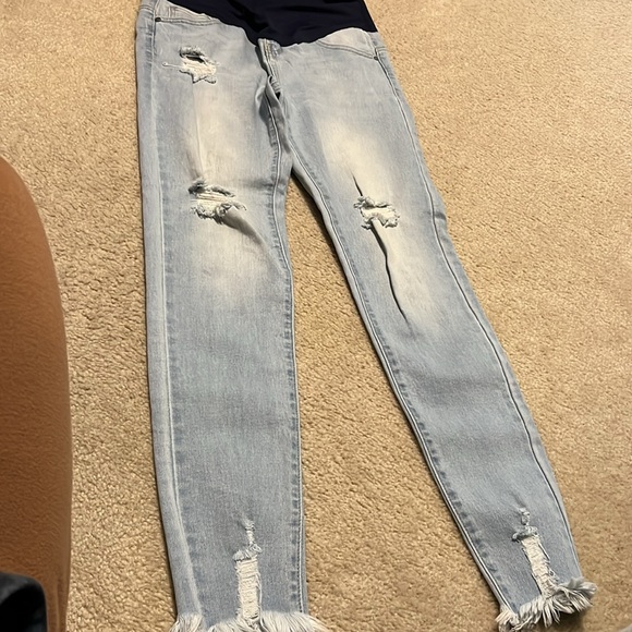 Pink Blush maternity jeans - Picture 2 of 5